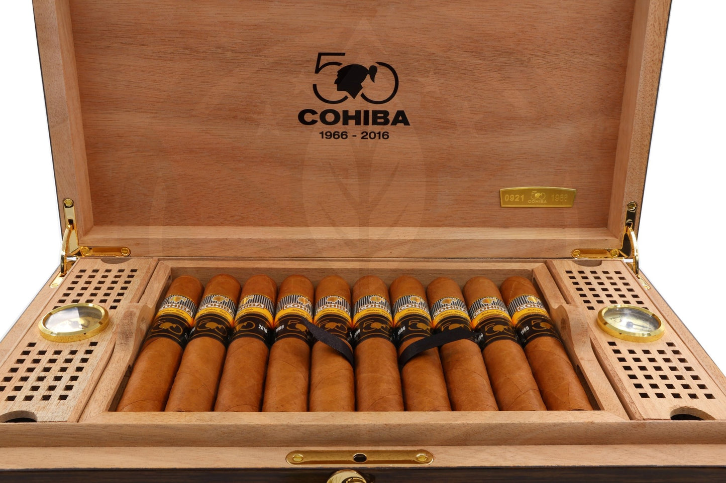 COHIBA HUMIDOR MAJESTUOSOS 1966 